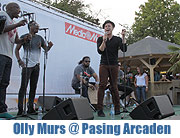 Olly Murs live in den Pasing Arcaden (©Foto: Martin Schmitz)